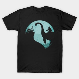 Bigfoot Riding Lochn Ness Monster, Sasquatch Ufo Nessie Alien T-Shirt